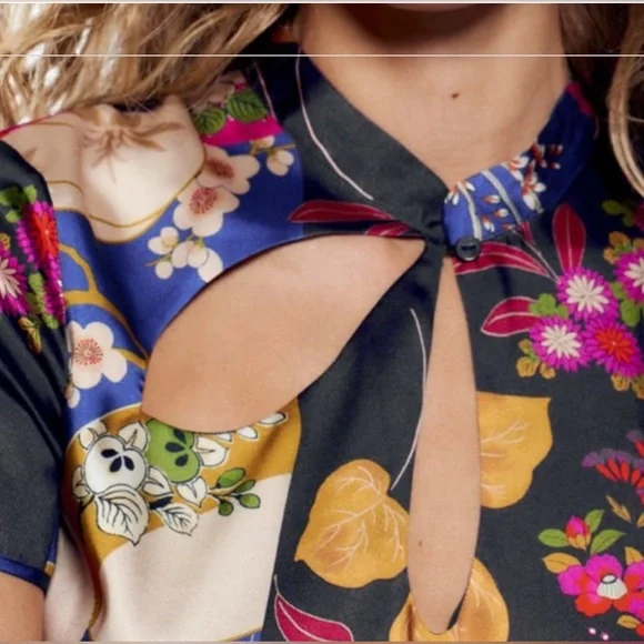 ZARA satin effect printed crop top size small - Picture 4 of 10